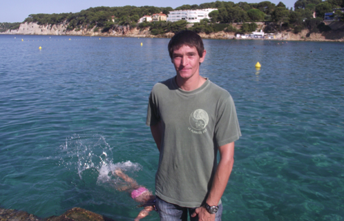 Christophe Ringwald, de l'Atelier bleu, sert d'éco-guide pour la visite du sentier sous-marin.
