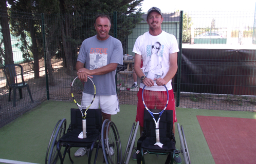 Ludovic Gratian et Stéphane Godefroy lancent la section handi-tennis à Ollioules avec Six-Fours handisports.