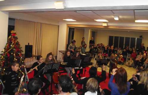 Un beau spectacle de Noël des élèves de l'école de musique de Sanary.