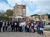 Des étudiants de l'ENSA Paris Belleville visitent le village Pouillon des Sablettes