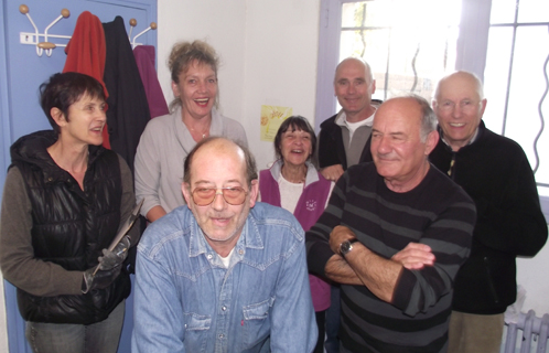 Lucien Maison avec les bénévoles dynamiques de Sanary Solidarité Secours.