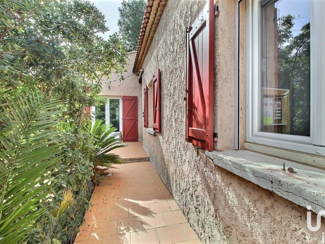 Vente  Maison de 195 m² à La Cadière d'Azur 725 000 euros Réf: SFN-1483742