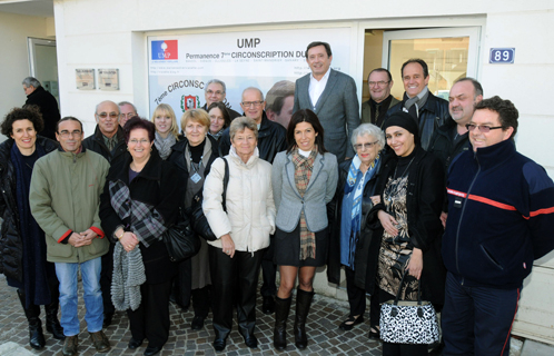 Des associations de la 7ème circonscription réunies au local du député Jean-Sébastien Vialatte jeudi matin.