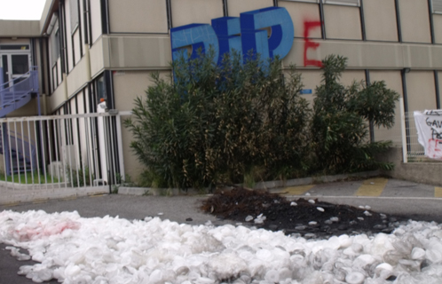 L'entreprise PIP à la Seyne (photo prise lors de l'occupation du site par les salariés en avril 2010).