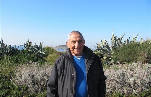 Albert Falco avec la mer et le soleil pour tout décor