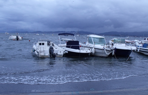 Le port du Brusc lors de la tempête du 1er janvier.