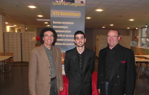 Le jeune président de l'ADELL Hugo Ronchard entouré de Philippe Gazzo et d'Yves Draveton.