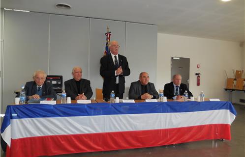 De gauche à droite: Jean Frammery (secrétaire/trésorier), Claude Baquet (président), Antonin Bodino (adjoint chargé des anciens combattants à Six-Fours), Roger Carpentier (délégué des anciens combattants à Sanary) et Claude Rollandin (vice-président départemental ANC du Var).