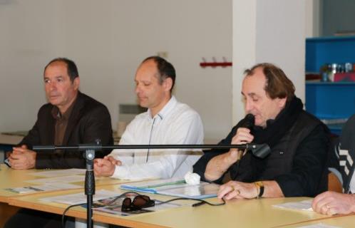 De gauche à droite, les élus Hervé Fabre et Joseph Mulé, au côté du président Jean-Marie Destéfani.