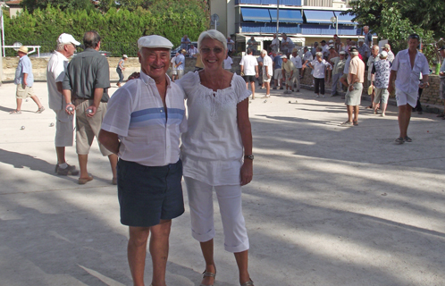 Mme Navarro et M. Duperray ont géré cette après-midi bouliste.