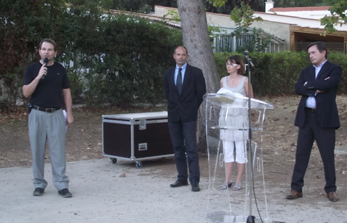 Jean-Marc Bonifay n'a pas caché son émotion lors de l'inauguration du lieu d'accueil destiné aux enfants autistes. Ici en présence des élus Jean-Sébastien Vialatte,Marion Nicolay et Joseph Mulé.