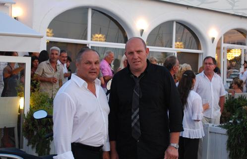 Philippe Sargentini à gauche et Nathaniel Garnero à droite, les deux gérants du White Bar Club. Ils ont un autre point commun. Ils sont tout deux passionnés de rugby !