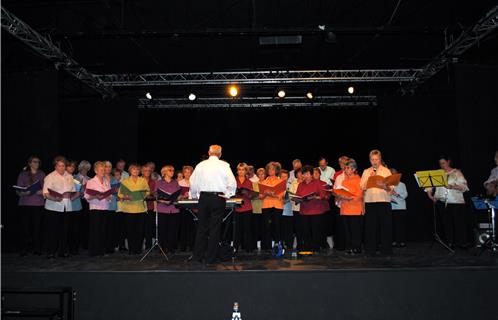 La chorale Arc-en-ciel de Provence a ouvert le concert