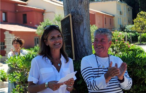 Anne-Sophie Mouquet inaugure le Village des créateurs