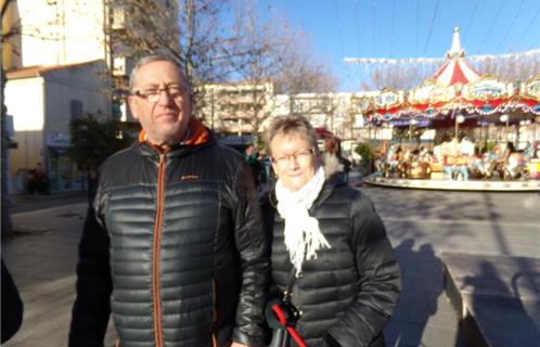 Le président de l'association des Plaisanciers du Port du Brusc Eric Winfles, avec son épouse.