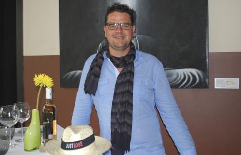 Yohann Coyet, président de l'association Just'Sanary, epxloitant le restaurant "Un coin de..."