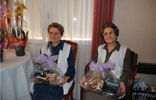 Angèle, 100 ans, et Denise, 102 ans!