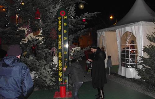 La fête foraine pour tous place Decugis.