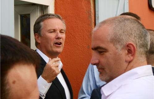 Nicolas Dupont-Aignan en plein discours