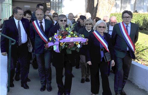 De gauche à droite: Messieurs Denis Perrier, Joseph Mulé, Mr. Gérard Lopez. Madame Christiane Giordano, et Mr le Député-Maire Jean-Sébastiein Vialatte.