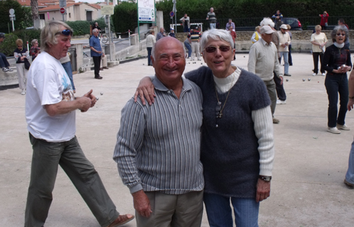 Roger Duperray, animateur du concours et Madame Navarro, secrétaire très active