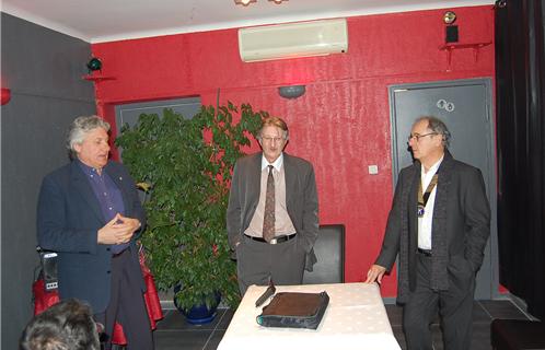 Michel Vincent, entouré de Laurent Freani, à gauche, et du président Alain Ranise