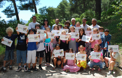 Remise du diplôme du jeune bouliste pour des enfants de la Vernette.