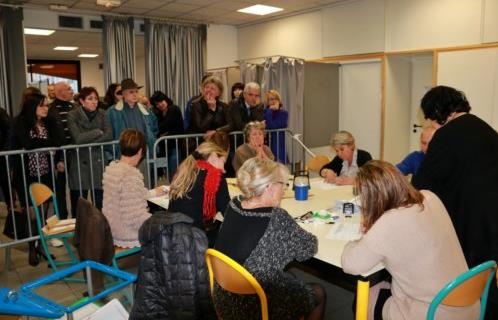 Les bureaux de vote étaient pleins à l'heure du dépouillement