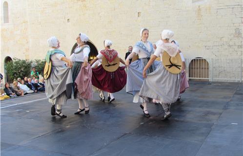 Le Raïoulet de Six-Fours a animé la Messe puis assuré le spectacle de danse