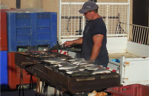 Frédéric Agostinetti aux grillades. 