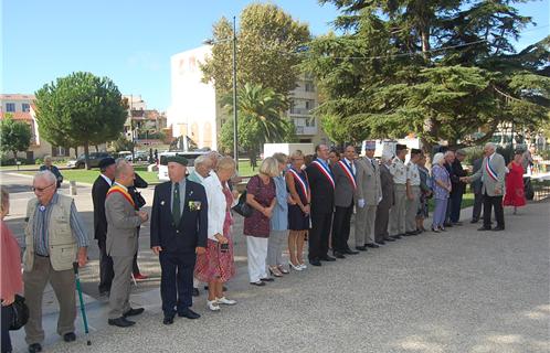 De nombreuses personnalités assistaient à cet hommage 