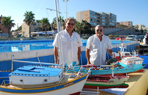 Le président Gilbert ( à droite) avec Michel.