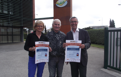 Gabriel de Pasquale entouré de l'élue six-fournaise Dominique Antonini et Jean-Louis Antonini, membre d'honneur de l'ADETO.