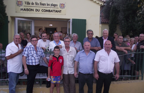 Photo de famille vendredi soir pour la rentrée de "l'amicale des Corses et amis de la Corse de l'ouest varois".