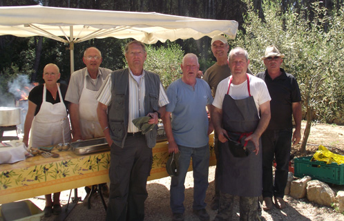 Un rendez-vous convivial samedi au Jardin des Oliviers, avec la réunion de l'AMMAC et du CCFF.