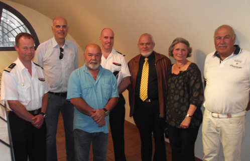 Du beau monde pour le vernissage avec la fille de Frédéric Dumas, Henri Cosquer, les commandants de Cephismer et de l'école de plongée, Ferdinand Bernhard, Jean Brondi et Daniel Alster.