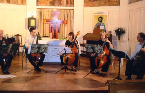 Concert Violes de Gambe à l'Eglise Saint Pierre du Brusc
(photo: association Matriochka)
