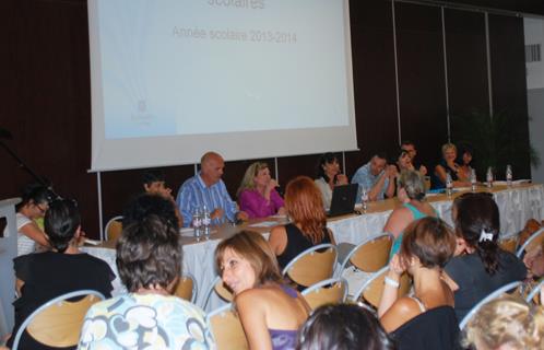 Présentation de la réforme des rythmes scolaires mise en place dès septembre 2013 à Sanary.