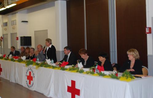 Assemblée générale de la délégation sanaryenne de la Croix Rouge (ici Simone Long au micro).