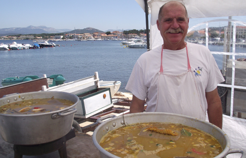 Michel avait préparé la bouillabaisse pour les plaisanciers du Brusc.