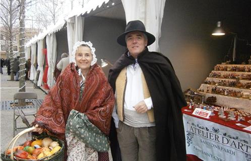 Monsieur et Madame Loigne en berger et acheteuse de coloquintes.