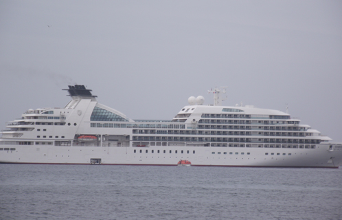 Le bateau n'est pas passé inaperçu.