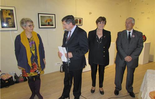 De gauche à droite, Guilaine Debras, Maire de Biot, Robert Bénéventi, Maire d'Ollioules, Monique Macia, adjointe à la Culture, Jean-Paul Lefèvre, ambassadeur des Métiers d'Art
