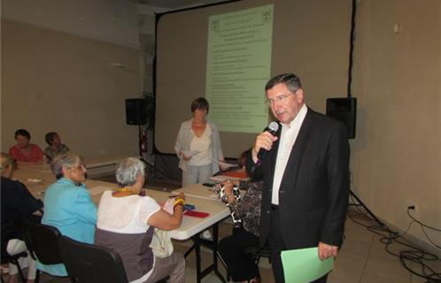 Robert Bénéventi présente le programme des futurs ateliers de « Culture Pour la Vie »