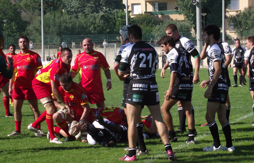 Le RC Six-Fournais affrontait dimanche  le RC Ollioulais.