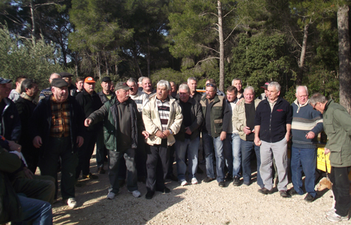 La société de chasse la Mistralienne et le CCFF réunis au jardin des oliviers.
