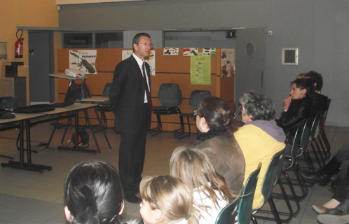 Serge Giannoni, principal du collège de la Guicharde a effectué une présentation de la structure aux parents vendredi soir.