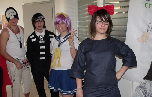 A droite: Pauline (membre du jury), incollable sur l'histoire du Cosplay 