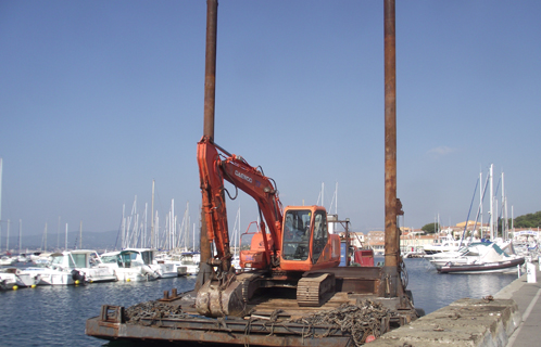 Le dragage de cette partie du port devrait durer un peu moins de trois semaines.