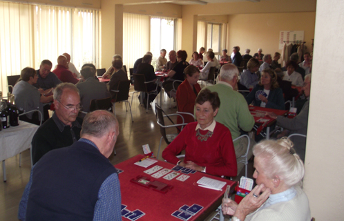 Plus de 80 participants au centre culturel samedi après-midi pour le tournoi de bridge.